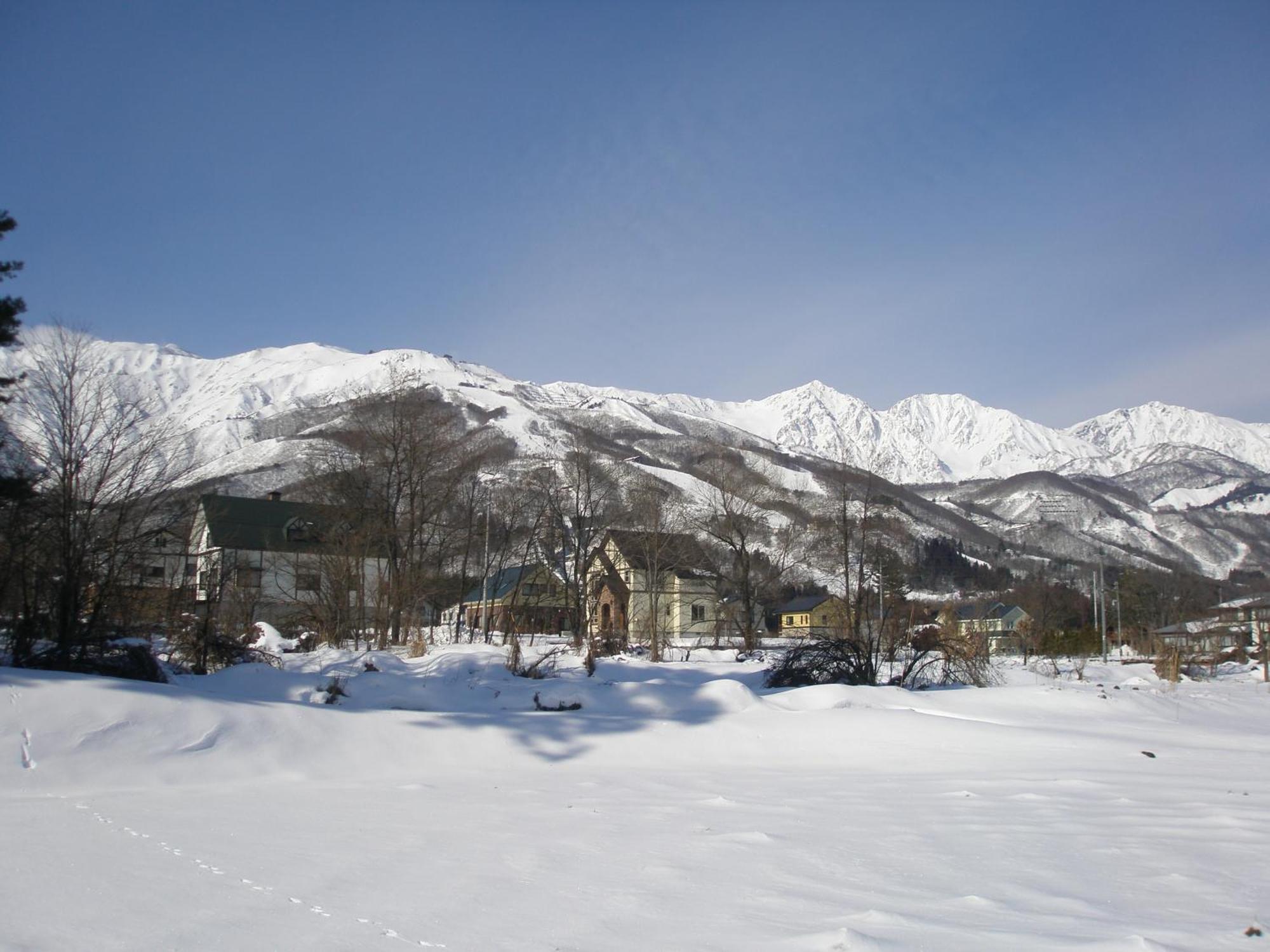 Alpine Wind Bed and Breakfast Χακούμπα Εξωτερικό φωτογραφία