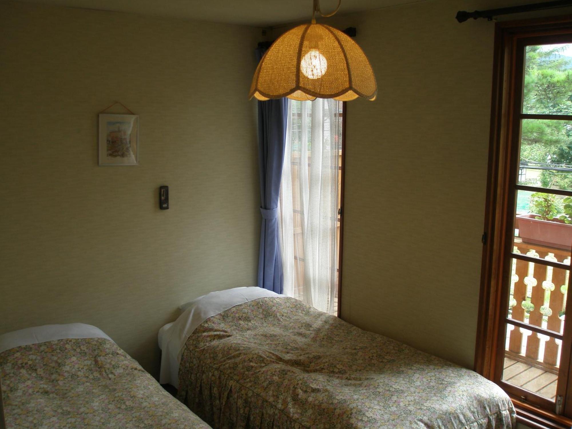 Alpine Wind Bed and Breakfast Χακούμπα Εξωτερικό φωτογραφία