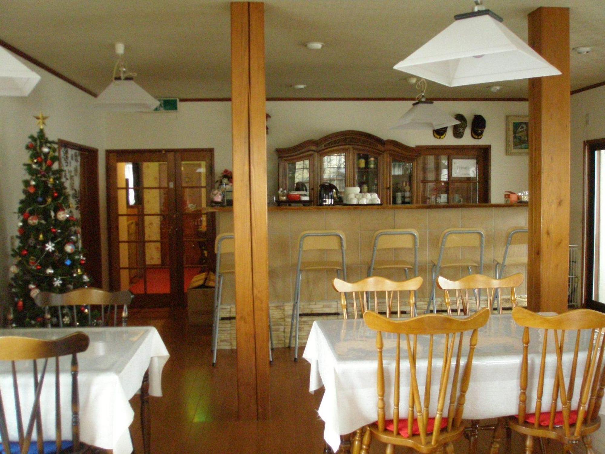 Alpine Wind Bed and Breakfast Χακούμπα Εξωτερικό φωτογραφία