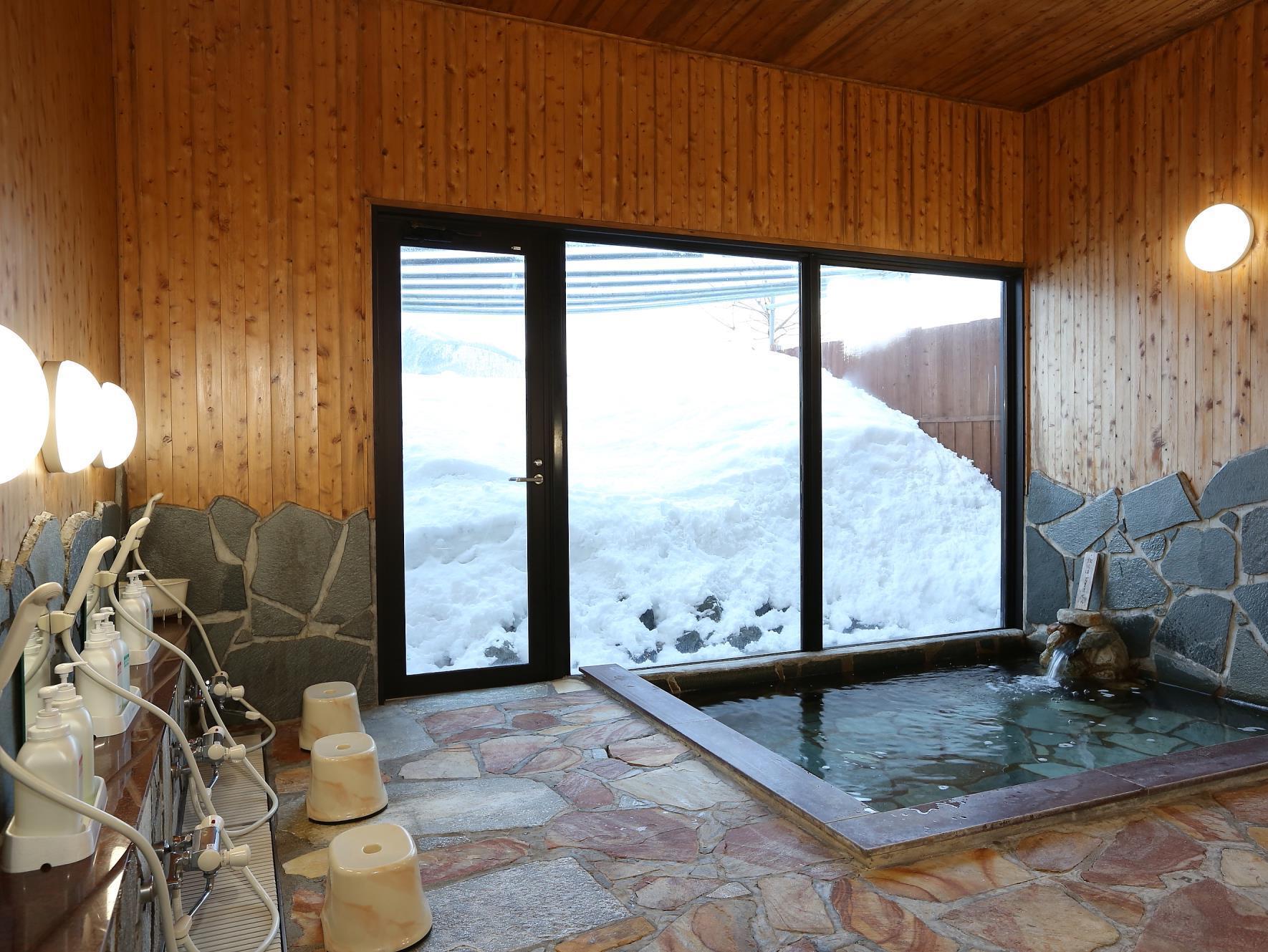 Alpine Wind Bed and Breakfast Χακούμπα Εξωτερικό φωτογραφία